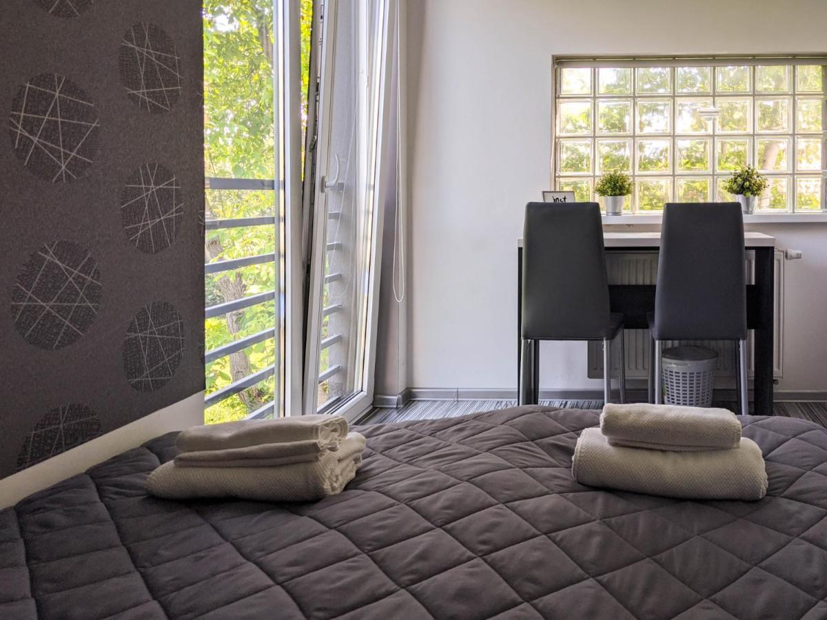 Park Apartament 热舒夫 外观 照片