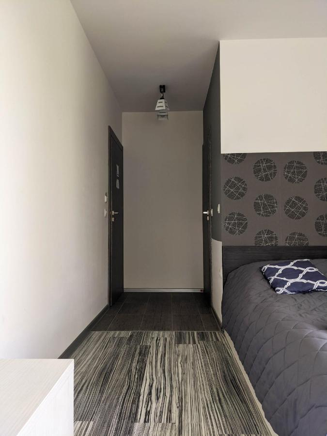 Park Apartament 热舒夫 外观 照片
