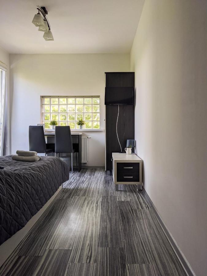Park Apartament 热舒夫 外观 照片
