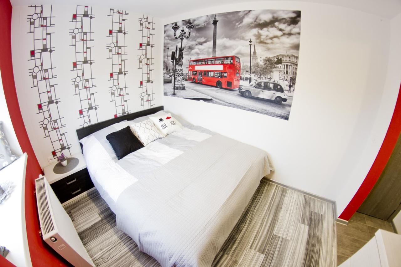 Park Apartament 热舒夫 外观 照片